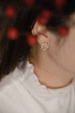 Serefine Studs in gold