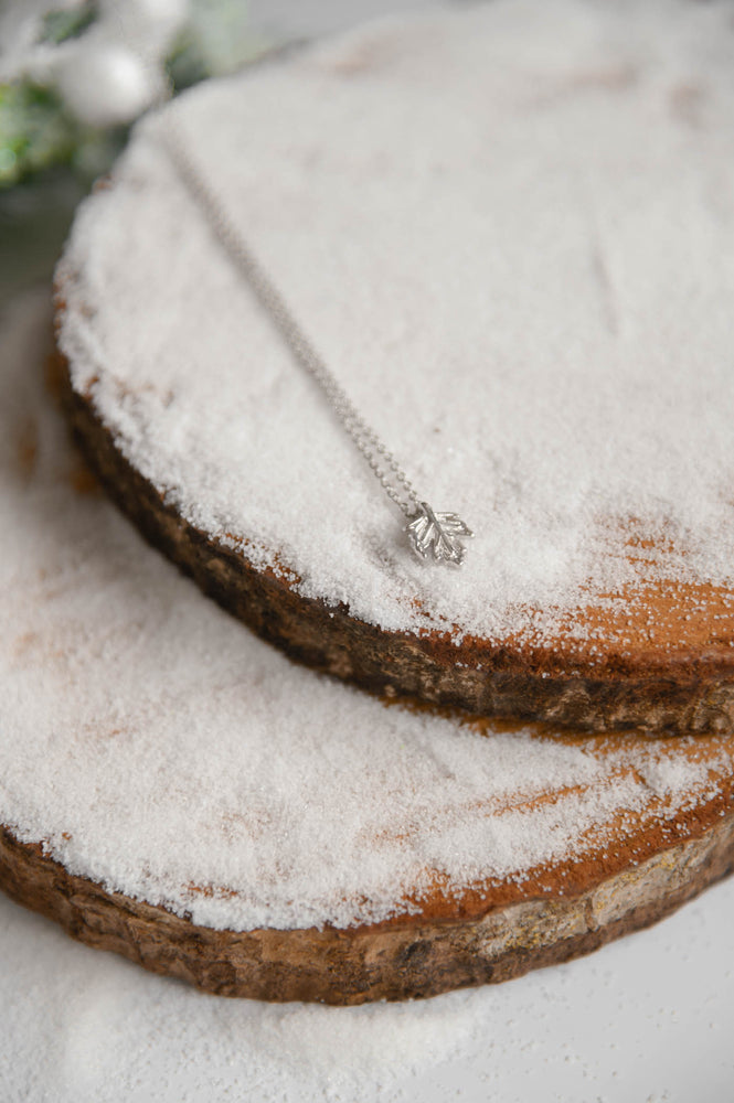 Holly Necklace