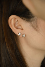 Amour Studs