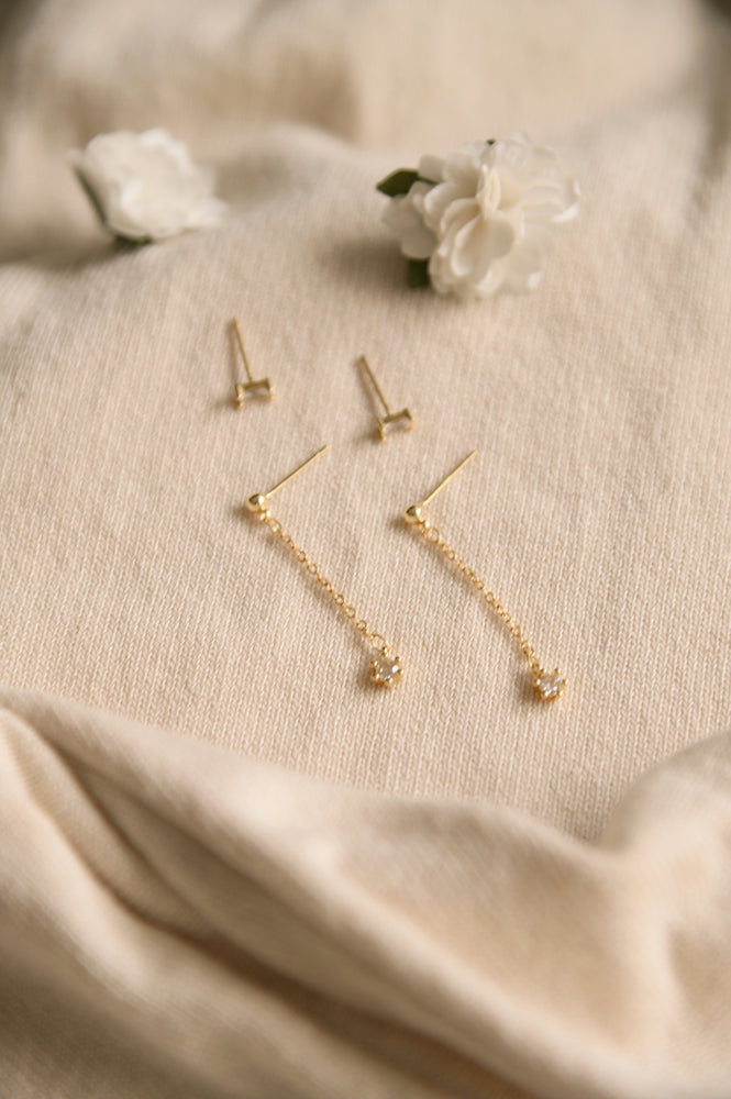 (BACK IN STOCK) Moonshine Earrings Set in white