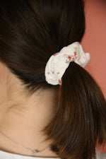 Poppy Scrunchie in cherry