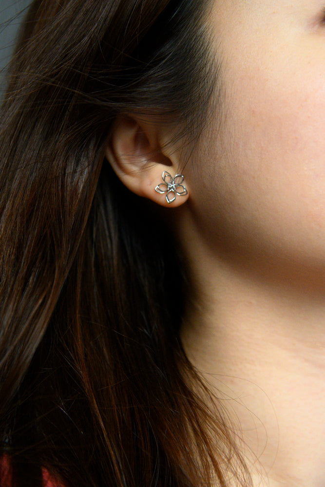 Posy Studs in silver