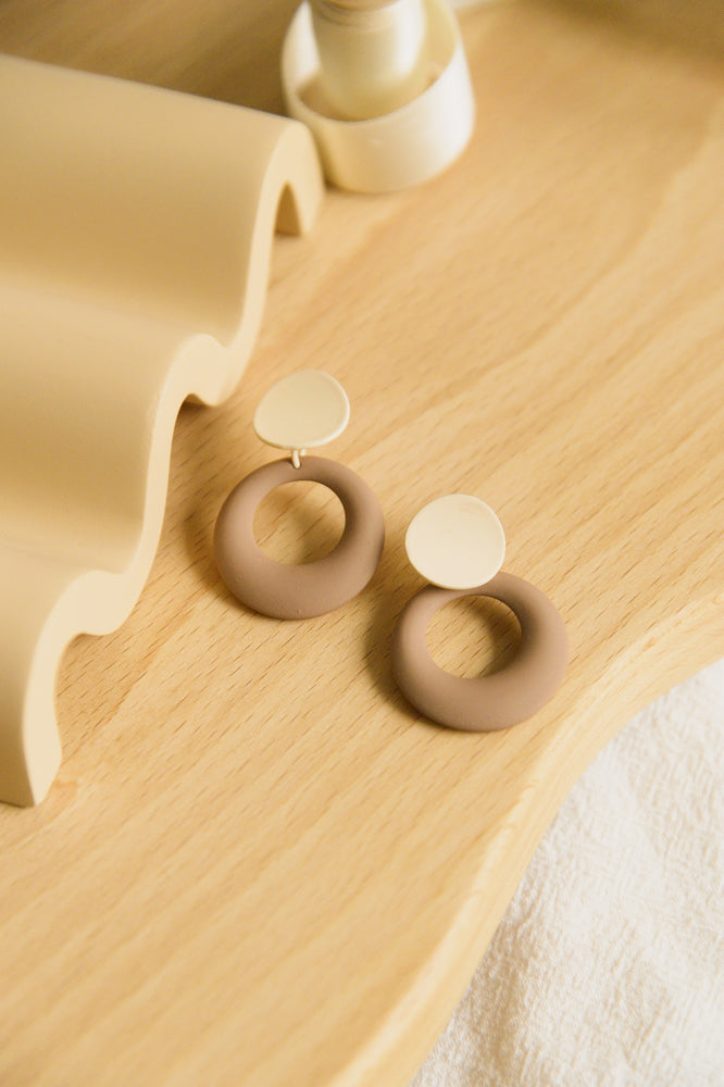 Andromeda Earrings in neutral