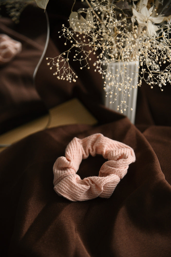 Waffle Scrunchie in blush