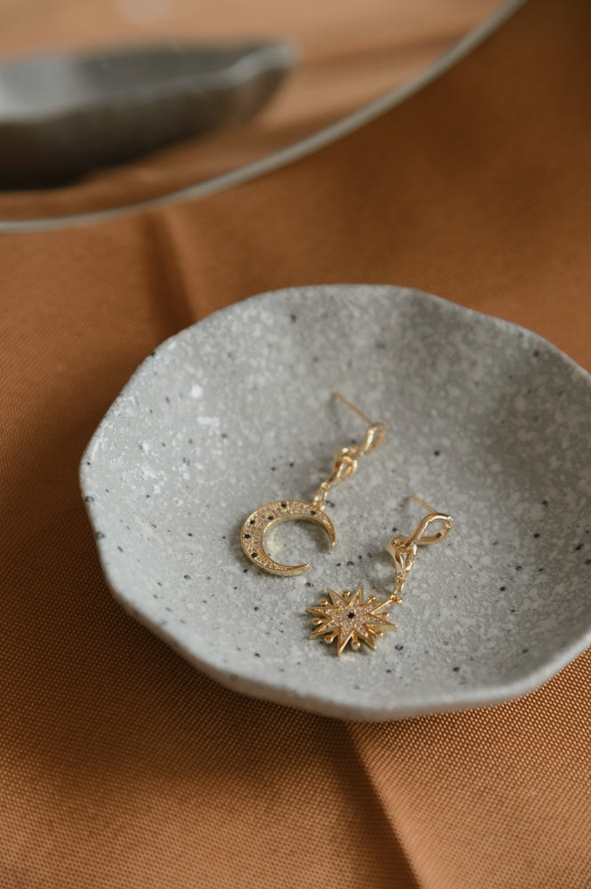 Alula Mismatched Earrings