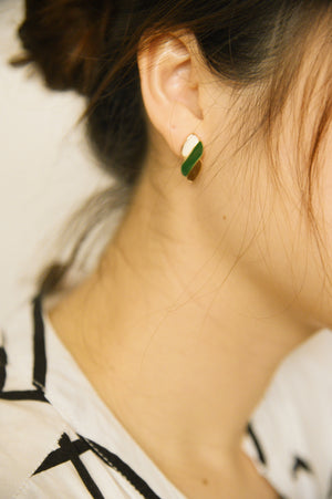 Harmony studs in dark