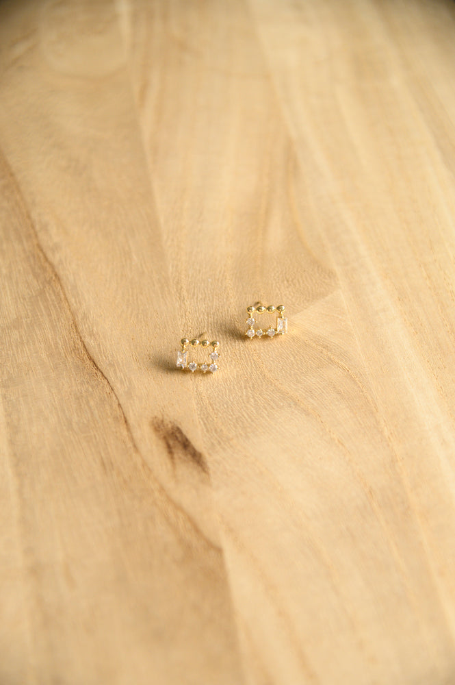 Aura Studs