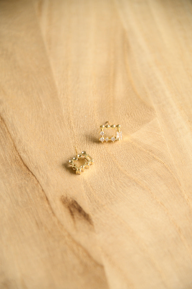 Aura Studs