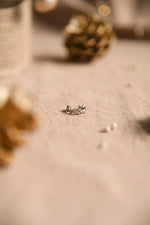 Tinsel Earcuff in silver